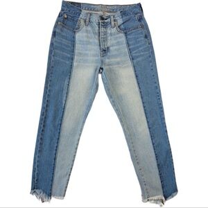 American Eagle Woman’s Blue Colorblock Vintage Hi-Rise frayed hem jeans size 4